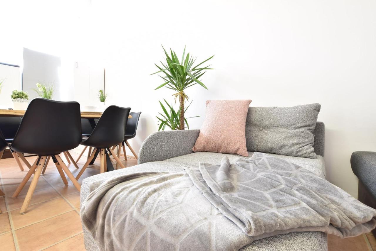 Huge Apartment In Awesome Location With Parking Инсбрук Екстериор снимка