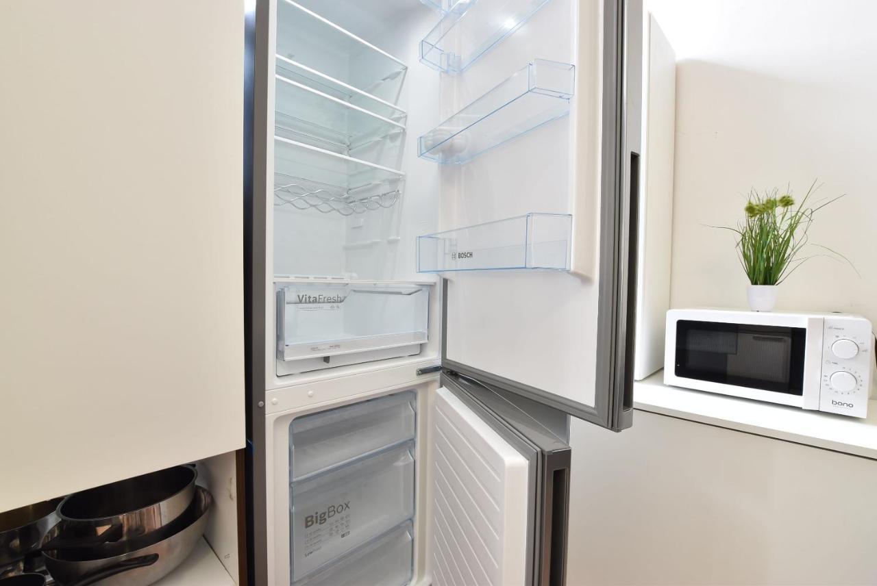 Huge Apartment In Awesome Location With Parking Инсбрук Екстериор снимка