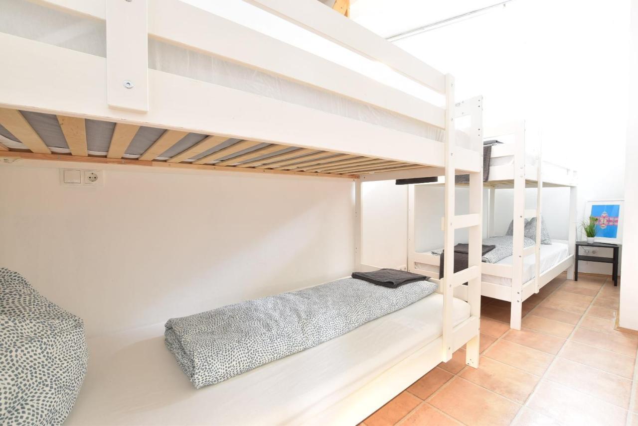 Huge Apartment In Awesome Location With Parking Инсбрук Екстериор снимка