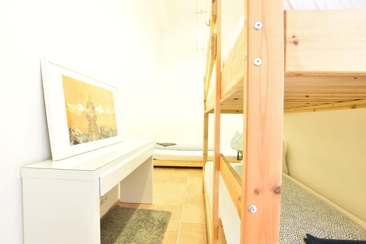Huge Apartment In Awesome Location With Parking Инсбрук Екстериор снимка